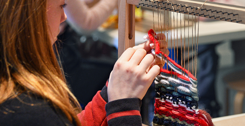 Atelier tissage pour tous au Musée Jean Lurçat à Angers