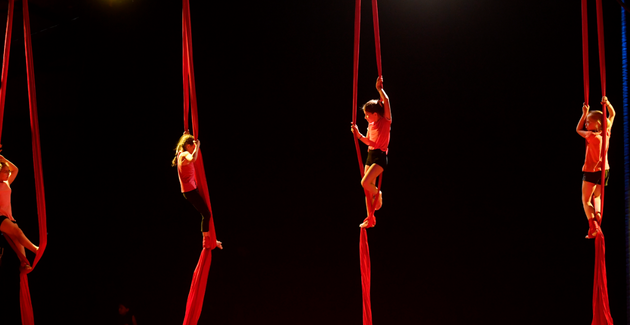 Initation aux arts du cirque, stage sportif à la Carrière Angers