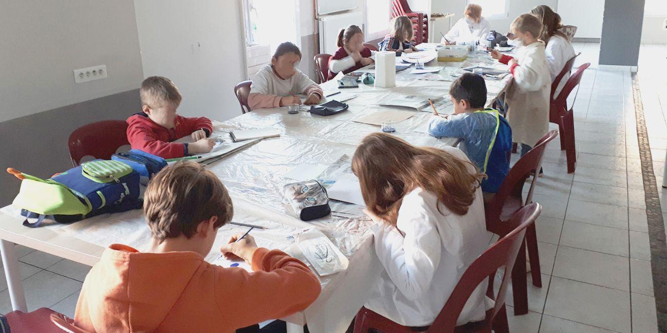 L'atelier du regard, une initiation aux arts plastiques pour les enfants à Angers