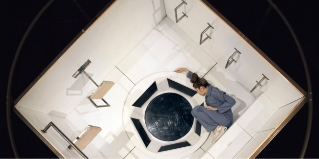 Mir, spectacle de cirque, le 10 novembre 2023 au théâtre Philippe Noiret à Doué-en-Anjou - ©Jean Lambert MIR, cirque 6 ans et + au Théâtre Philippe Noiret à Doué-en-Anjou