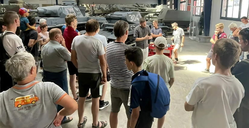 Les visites guidées des vacances d'été au Musée des Blindés à Saumur