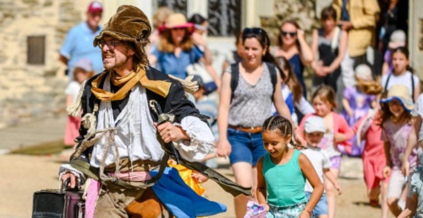 Déambulation contée "À pas contés !", au Château du Plessis-Macé