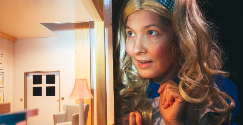 Parcours immersif "De l'autre côté du miroir" au Château du Plessis-Macé