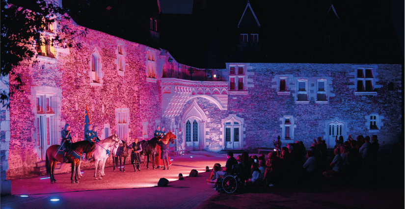 "À la nuit tombée", spectacle nocturne au Château du Plessis-Macé